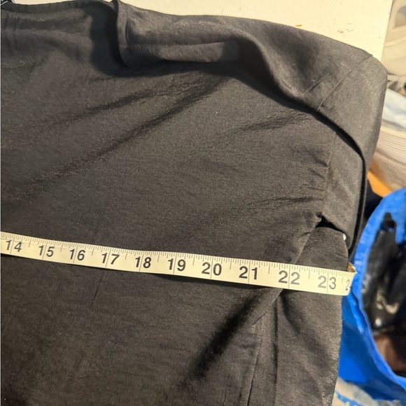 NWT Madewell Long Sleeve Crop Tulip Back Elegant Black Women's Top Small - Picture 11 of 12